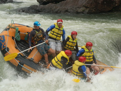 Tully River Rafting - Hinein ins Vergnügen